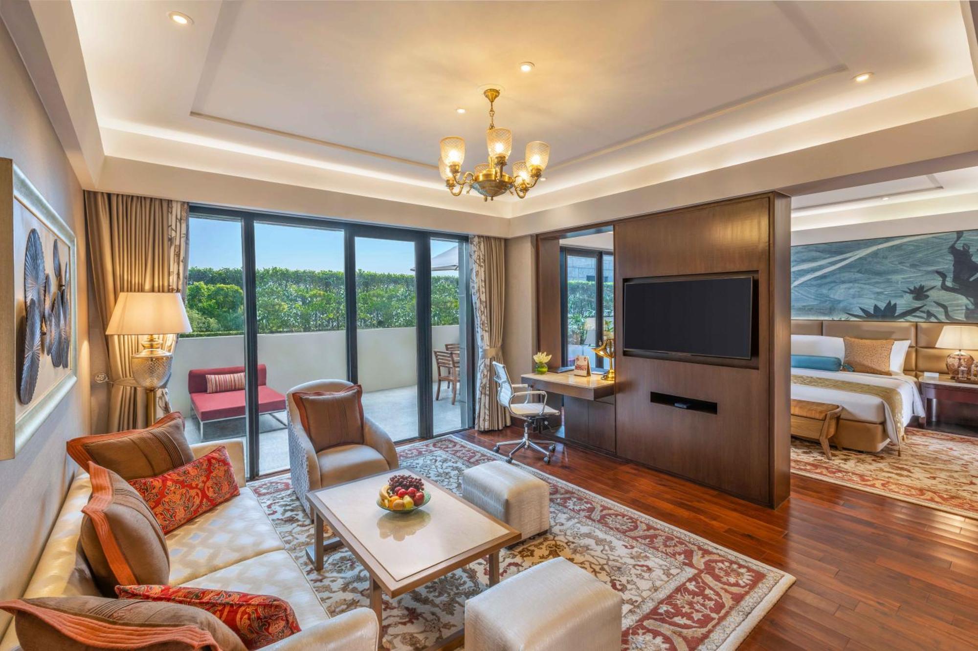 فندق ذا ليلا أمبيانس كونفينشن دلهي نيودلهي المظهر الخارجي الصورة Suite at The Oberoi, Mumbai